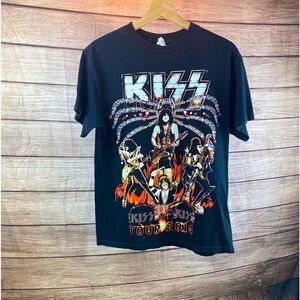 Size medium 2014 KISS tour shirt sleeve tee shirt